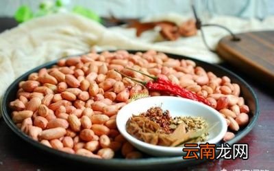 水煮花生米都放什么调料怎么做才好吃