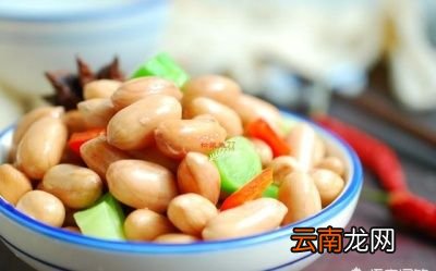 水煮花生米都放什么调料怎么做才好吃