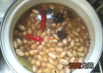 水煮花生米都放什么调料怎么做才好吃