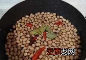 五香水煮花生米的做法