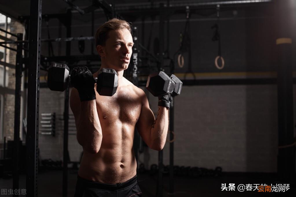 健身卡一年大概多少钱 健身房一般怎么收费的