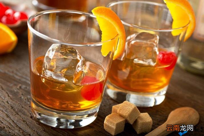调酒师可以自学吗 如何调酒
