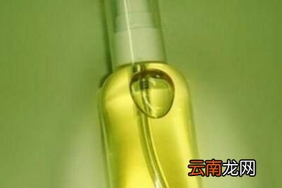 干性皮肤如何酌情选择卸妆油和卸妆水