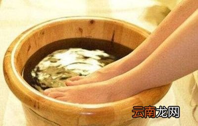 用姜水泡脚的方法和时间