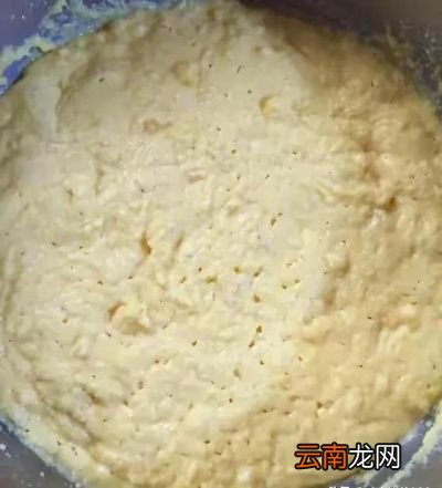 下面详细介绍一下玉米面发糕的做法