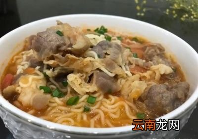 如何用简单的食材做一碗面
