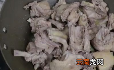 姜母鸭的烹饪方法