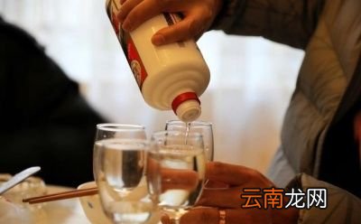 长期酗酒会形成哪些疾病