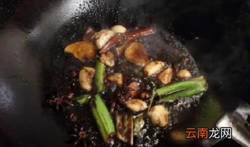 秋季滋补吃鱼,就用“万能炖鱼法”,不管什么鱼,都鲜香无腥味!