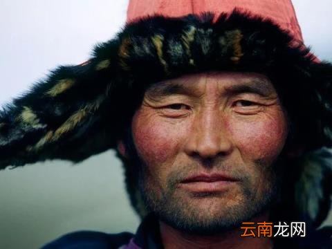 眯眯眼是对中国人的歧视吗?