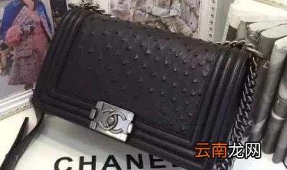 心理测试:选择你最喜欢的包包,测试你们的爱情缘分