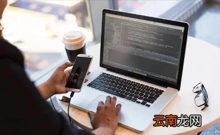 高考填报志愿如何提高准确率 2022高考报志愿应该重点选择学校还是专业