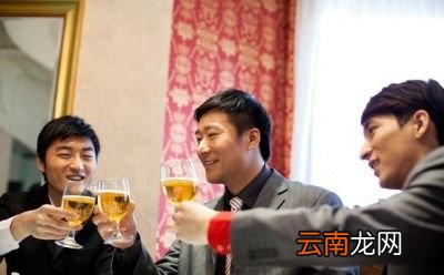 喝酒脸红的人酒量能练出来吗