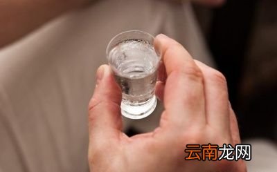 喝酒脸红的人酒量能练出来吗