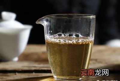 隔夜茶为什么颜色更深