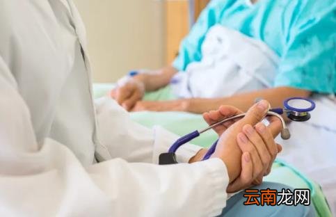 带状疱疹自己买什么药 带状疱疹基本好了又出小疹