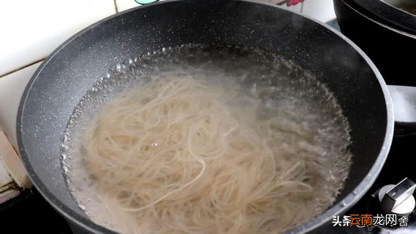 酸辣粉的制作方法 怎么样做酸辣粉