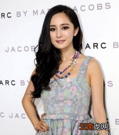 颈部为什么容易产生皱纹