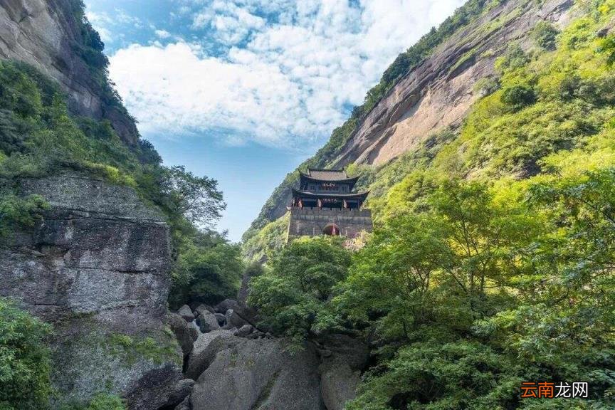 四川旅游线路设计 四川自驾游4天线路推荐