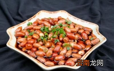 醋泡花生的做法1