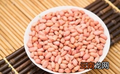 醋泡花生的做法1