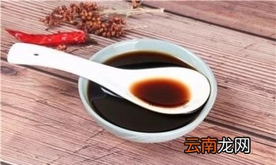 衣服上的油渍怎么洗