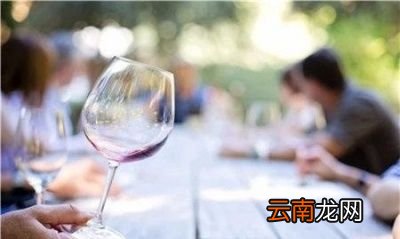 衣服上的油渍怎么洗