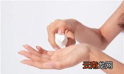 衣服上的油渍怎么洗