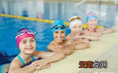 新手如何学习游泳