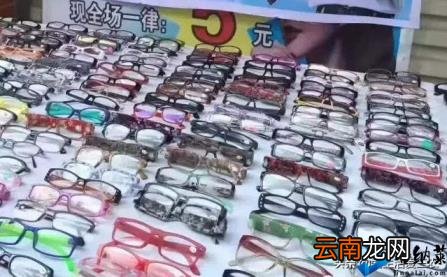 批发什么最赚钱本钱小小孩玩具 批发什么东西比较简单赚钱