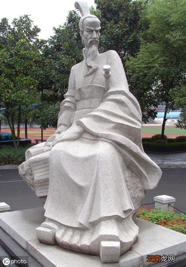画蛇添足的寓意 画蛇添足的寓意和象征