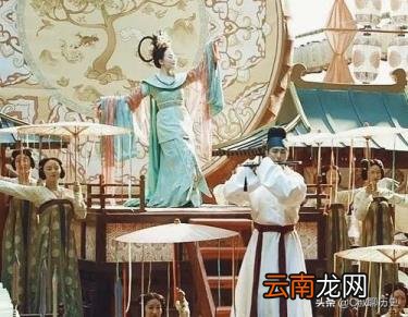 江南逢李龟年翻译 江南逢李龟年翻译简短