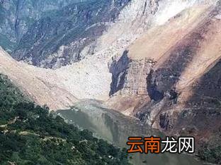 堰塞湖是怎么形成的 堰塞湖是怎么形成的视频