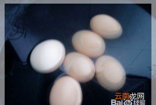 鸭蛋怎样腌制出油多又香