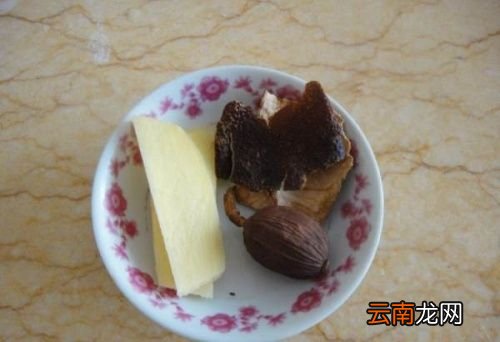 牛肉炖柿子怎么做好吃
