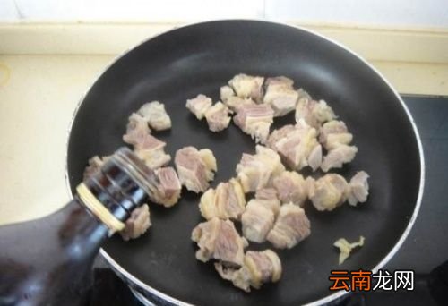 牛肉炖柿子怎么做好吃