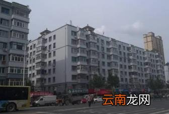 ?两户门对门怎么化解 楼房邻居门对门挂什么最好
