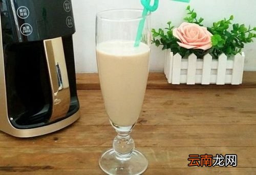 香蕉桃子牛奶可以一起吃吗