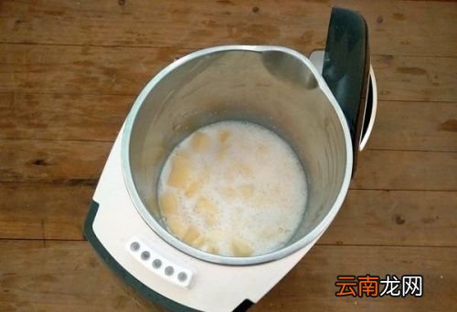 香蕉桃子牛奶可以一起吃吗