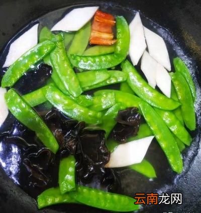 荷兰豆怎么炒好吃——五彩荷兰豆