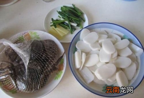 螃蟹和什么搭配最合适
