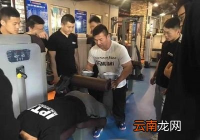 比较胖应该先减脂还是增肌