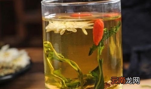 金银花和蒲公英泡水喝能降火吗