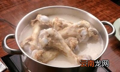 骨头汤怎么熬才好喝又补钙呢