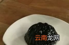 龟苓膏用什么材料做成的