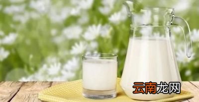 一个人每天要喝的水是多少