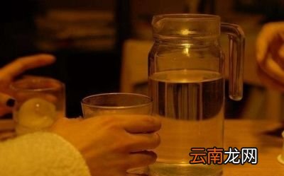 自来水矿泉水纯净水有何区别