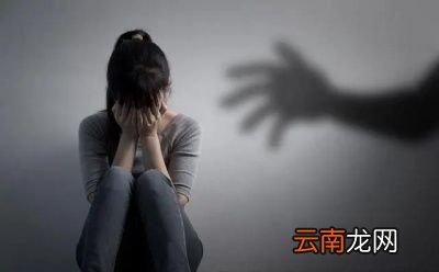女性在受到身体侵犯时应该奋力反抗吗