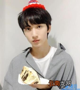 网红宋小睿评论区被黑粉围攻 宋小睿为什么黑TNT