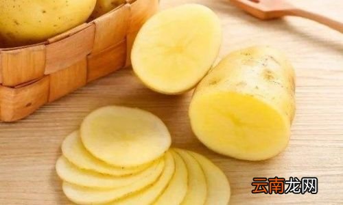 土豆过夜变黑了能吃吗